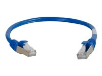 C2G Cat5e Booted Shielded (STP) Network Patch Cable - Koblingskabel - RJ-45 (hann) til RJ-45 (hann) - 20 m - STP - CAT 5e - formstøpt - blå 83777