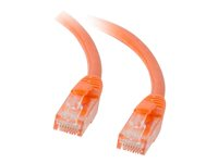 C2G Cat5e Booted Unshielded (UTP) Network Patch Cable - Koblingskabel - RJ-45 (hann) til RJ-45 (hann) - 5 m - UTP - CAT 5e - formstøpt, uten hindringer, flertrådet - oransje 83607